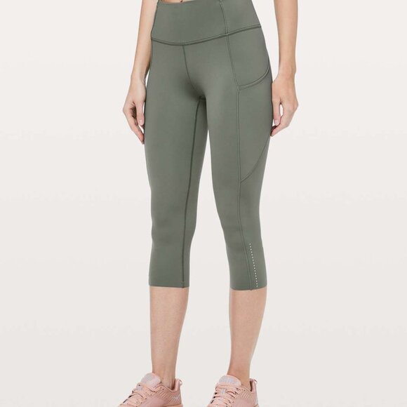 lululemon athletica Pants - Lululemon Fast & Free Crop II *Nulux 19" Grey Sage Size 4